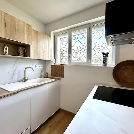 Le Petit Nid Douillet - Maison Avec Vu Sur Le Pont Transbordeur Echillais